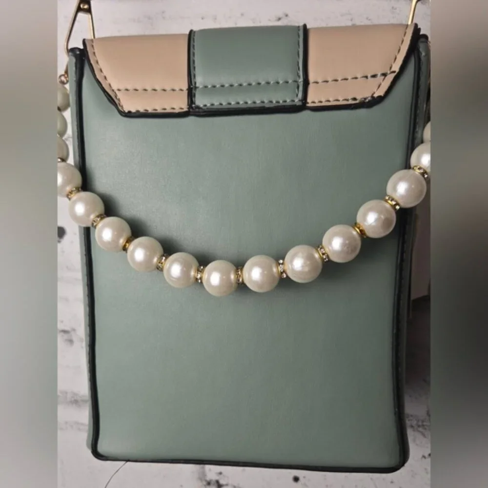 Chic Cat Design Green and Cream Crossbody / Handbag